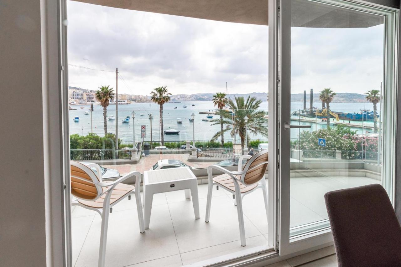 Seafront Luxury Apartment เซนต์พอลส์เบย์ ภายนอก รูปภาพ